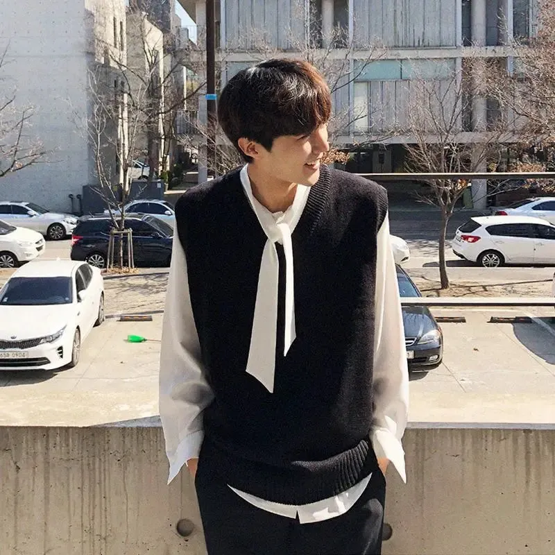 New Autumn Acrylic Men's Sweater Vest V-neck Pullover Korean Solid Color Loose Casual Black Knitted Sweater Vest for Men